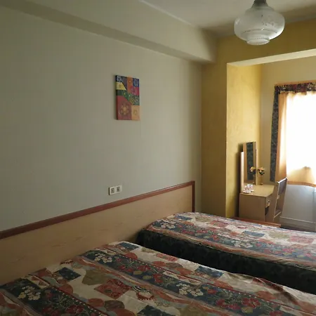 Hotell Pereira *